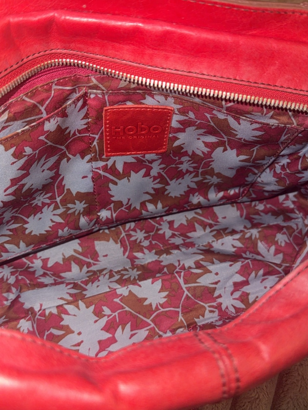 ❤️ HOBO The Original Red Leather Satchel Shoulder Bag Floral Lining #1045 - Picture 3 of 3